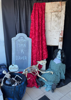 Hallowe'en decor
