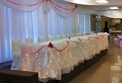 head table with lights