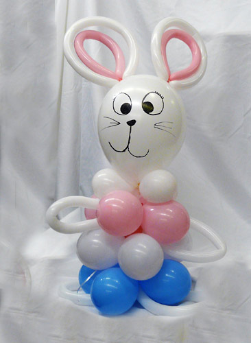Balloon rabbit sculpture