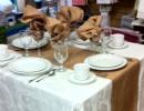 burlap napkins and table runner