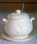 soup tureen